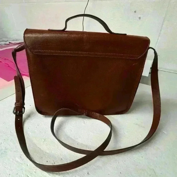 DIVIDED Faux Leather Crossbody Messenger Bag Multi Compartment and Pockets - Picture 14 of 14